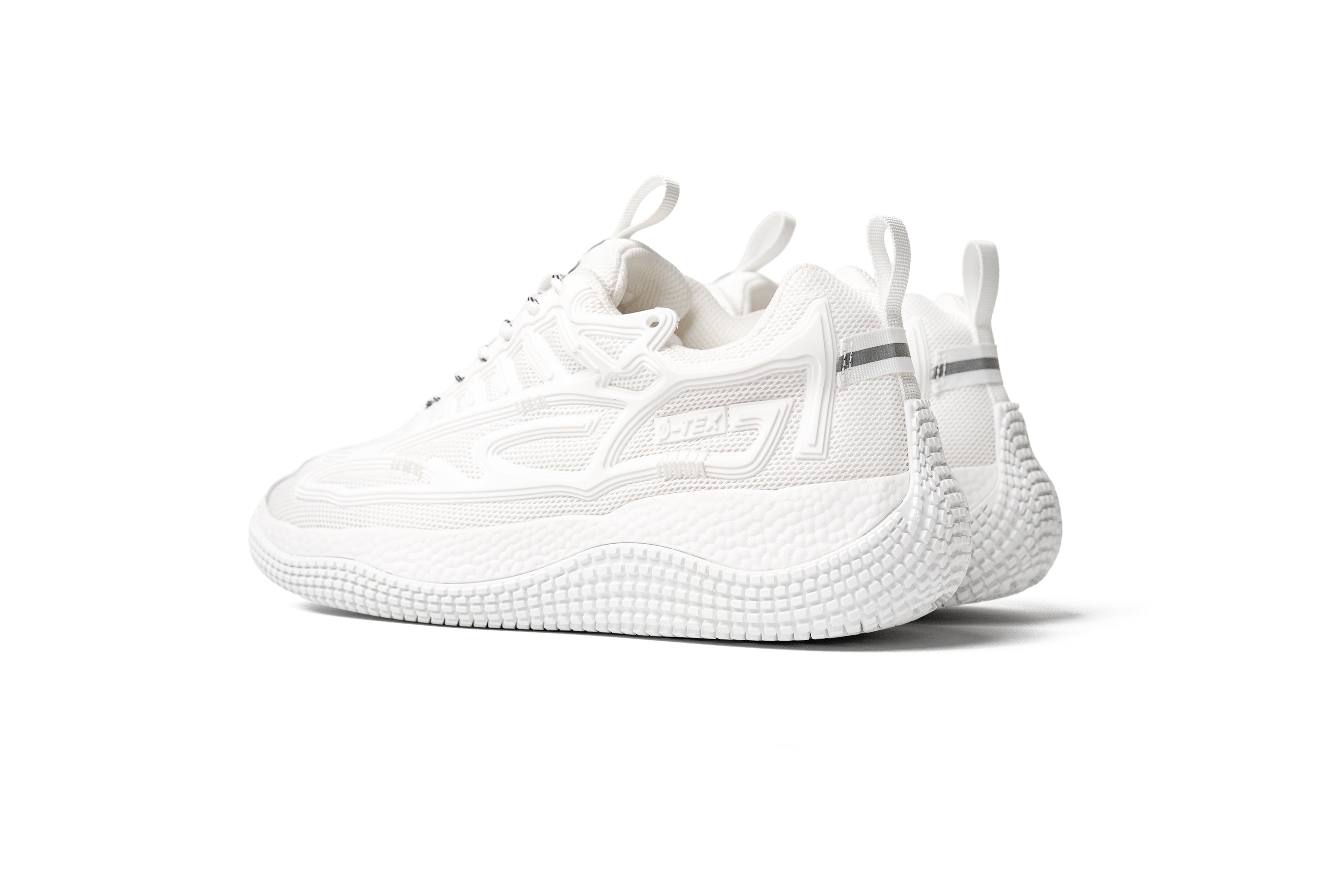 004 'Triple White' - Premium Comfort & Style | John Geiger – John