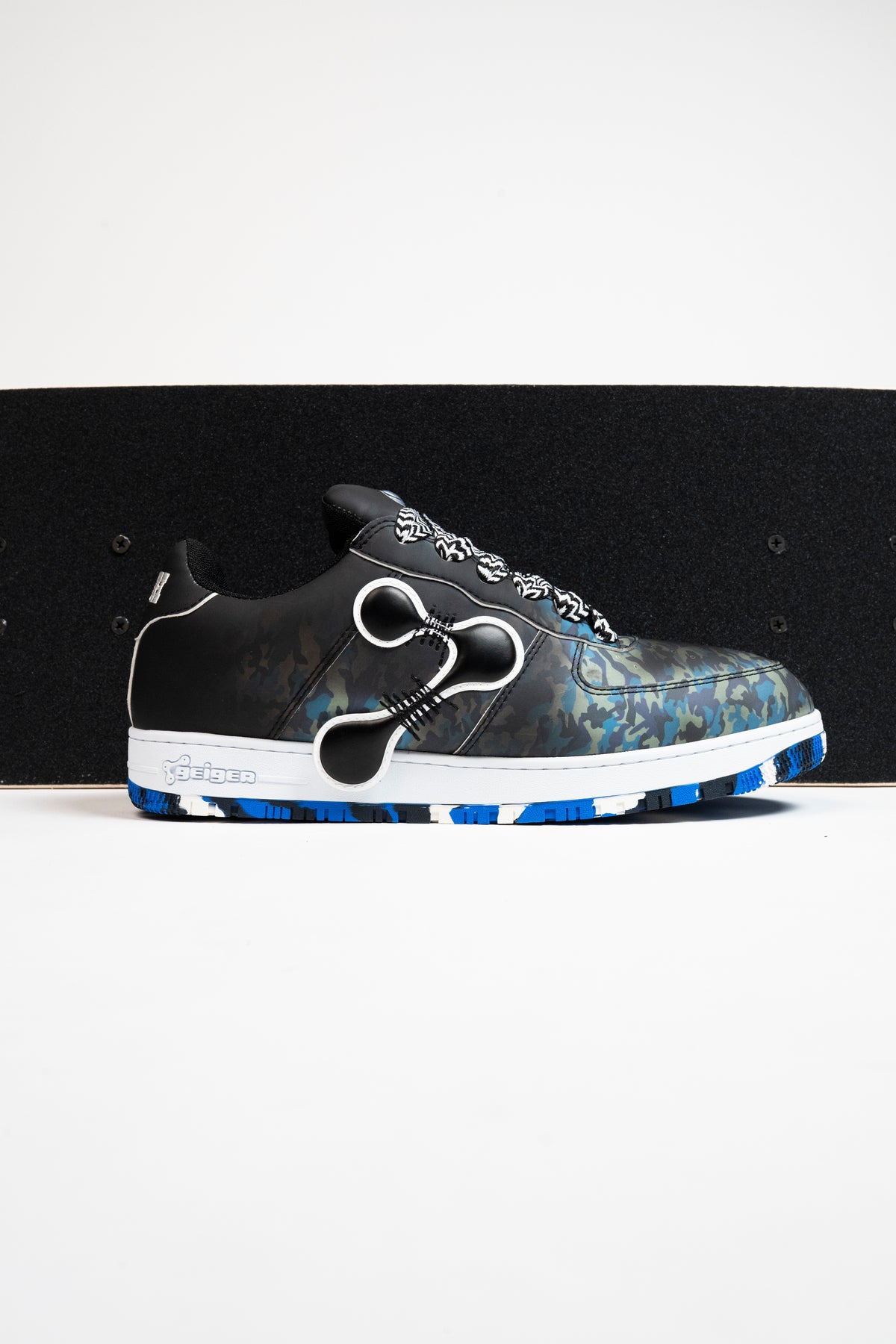 Sk8-01 Black Heat Activated/Camo Multi Camo Outsole