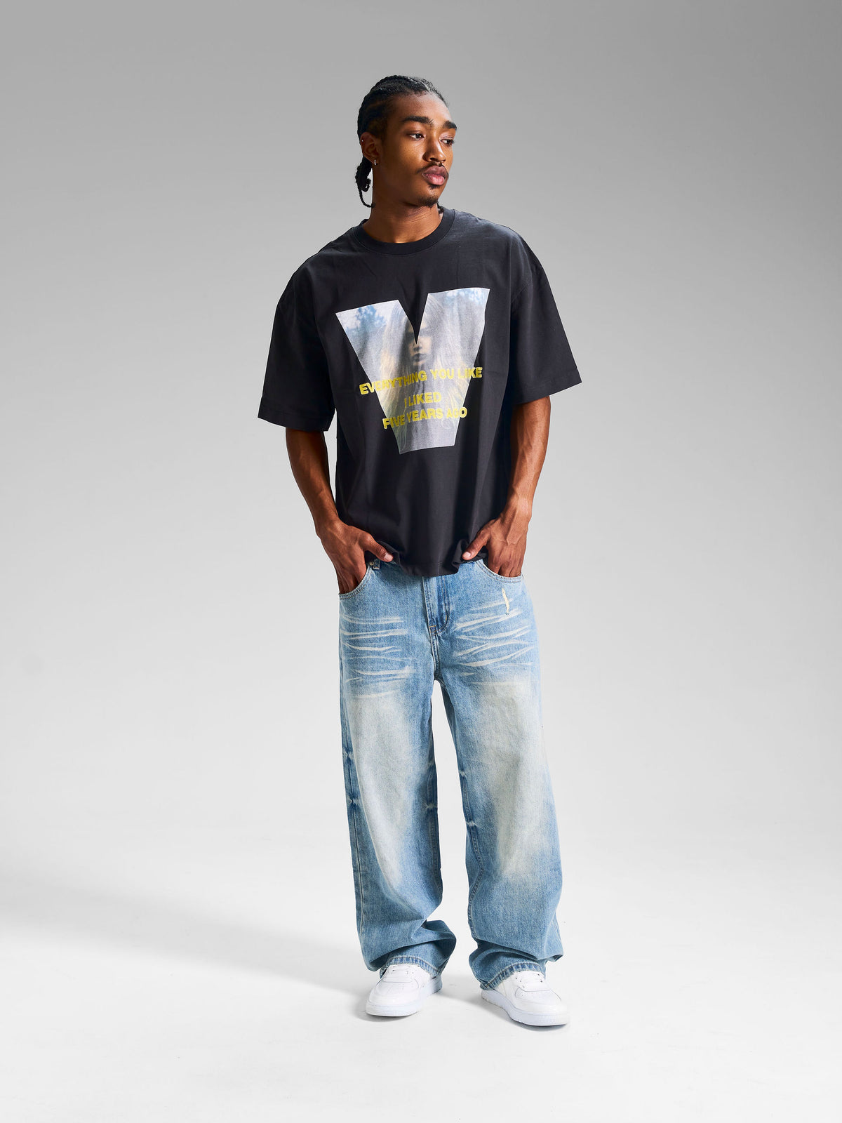 "Ode To Virgil" 3% Vintage Tee Black